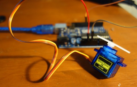 Controlling Servos with Arduino